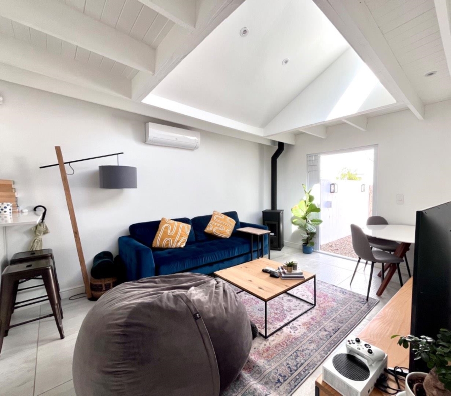 To Let 1 Bedroom Property for Rent in Rondebosch Western Cape